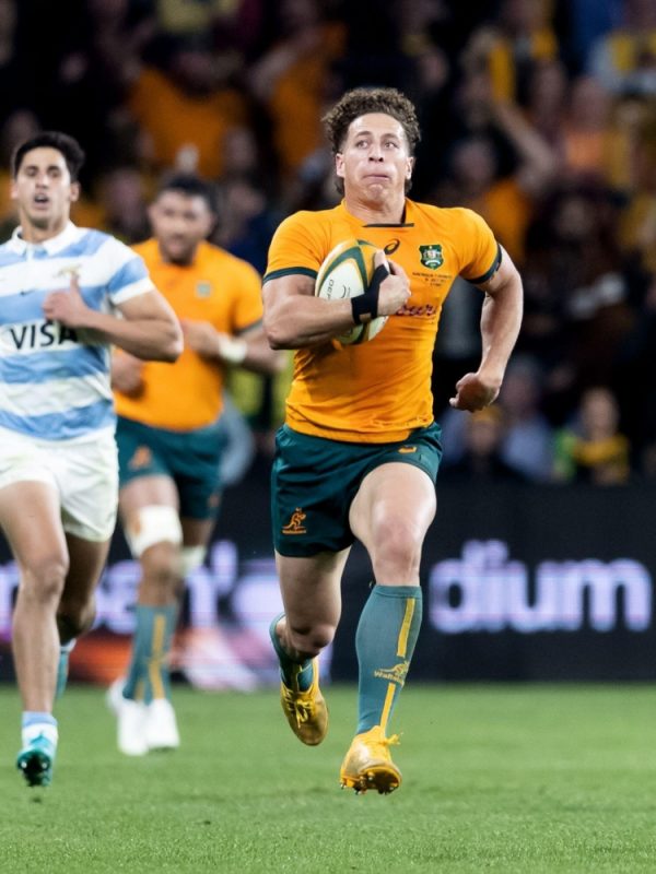 2RCJJ3M Sydney, Australia, 15 July, 2023. Mark Nawaqanitawase of Wallabies scores an interception try during the Rugby Championship match between Australia and Argentina at CommBank Stadium on July 15, 2023 in Sydney, Australia. Credit: Pete Dovgan/Speed Media/Alamy Live News